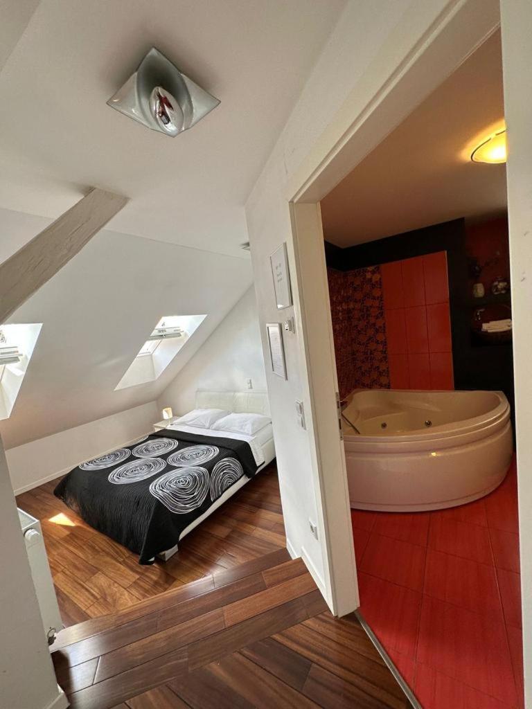 Jacuzzi Apartment - Center Zagreb Exterior foto